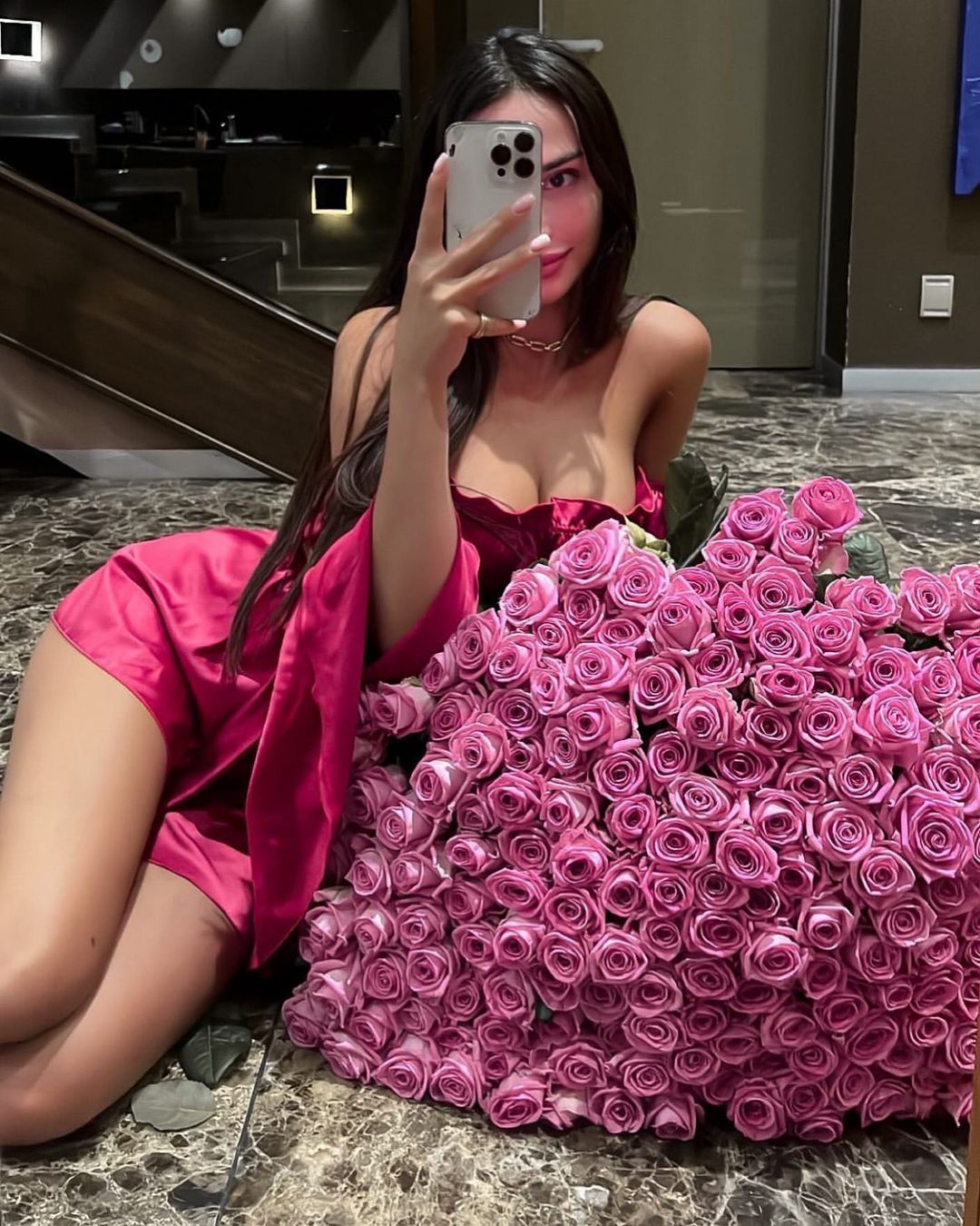 kossmosssanna in LOOKY. . Мой любимый цвет 💕