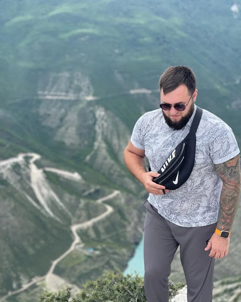 sergeev.d_official в LOOKY. . null