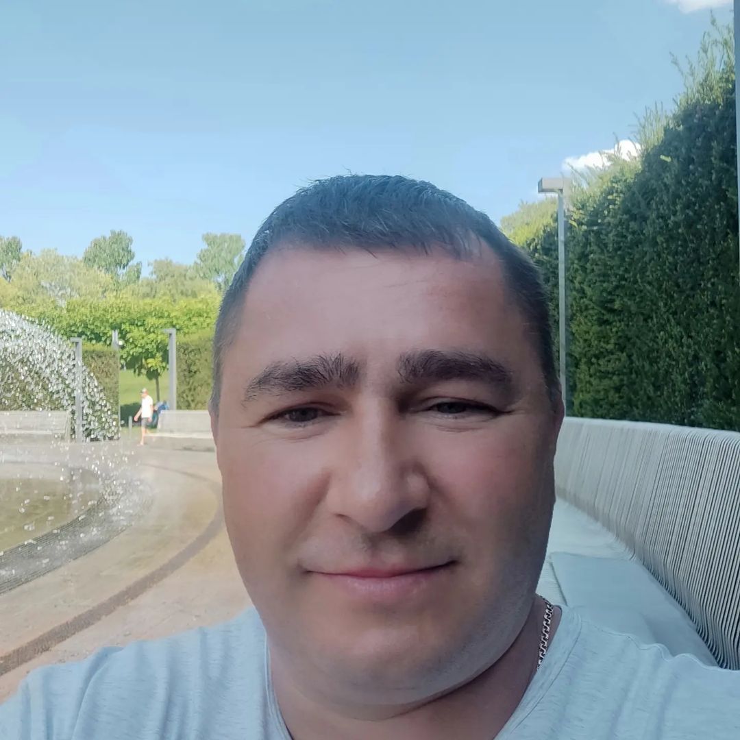 sergei_kovyryashkin in LOOKY. . null