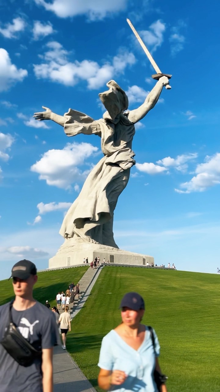 marina_morg в LOOKY. . Волгоград. «Родина-м...