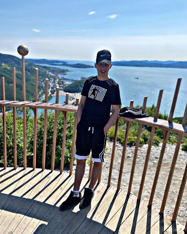 _demyanenko.dm_ в LOOKY. . 🔲☀️