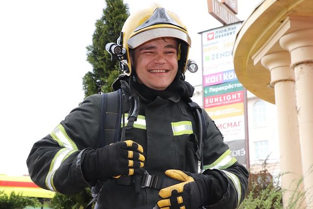 plamya_kursk в LOOKY. #пожарные,#спасатели,#курск,#россия,#огнеборцы,#firefighter,#fireman,#firerescue,#russia,#kursk,#такаяработа,#люблюсвоюработу,#огоньработа,#огнеборец,#пч20,#fire,#me,#followme,#мненестыдно,#русский,#ярусский. Я это уже говорил,но...