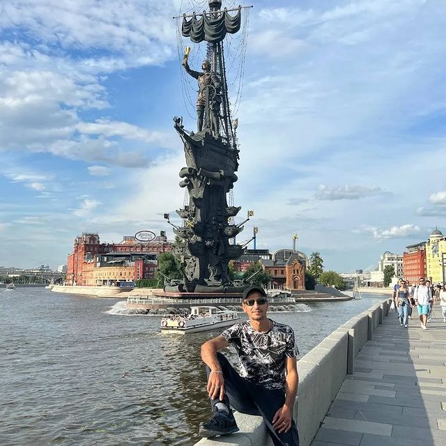 ar_men7726 в LOOKY. . null