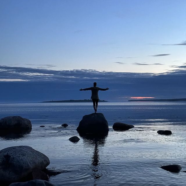 ivanov.offiziell в LOOKY. #cloud,#coastalandoceaniclandforms,#dusk,#horizon,#lake,#landscape,#naturallandscape,#sky,#sunset,#water,#вода,#горизонт,#закат,#небо,#облако,#озеро,#пейзаж,#прибрежныеиокеаническиеформырельефа,#природныйландшафт,#сумерки. 𝕋𝕙𝕖 𝕎𝕙𝕚𝕥𝕖 𝕊...