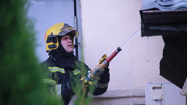 plamya_kursk в LOOKY. #пожарные,#спасатели,#курск,#россия,#огнеборцы,#firefighter,#fireman,#firerescue,#russia,#kursk,#такаяработа,#люблюсвоюработу,#огоньработа,#огнеборец,#пч20,#fire,#me,#followme,#мненестыдно,#русский,#ярусский. Пожар на ул. Литовск...