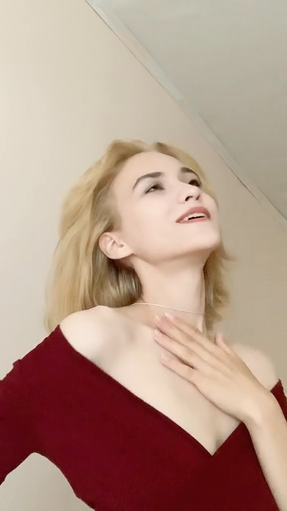 163kro в LOOKY. . Обжаю эту песню,с де...