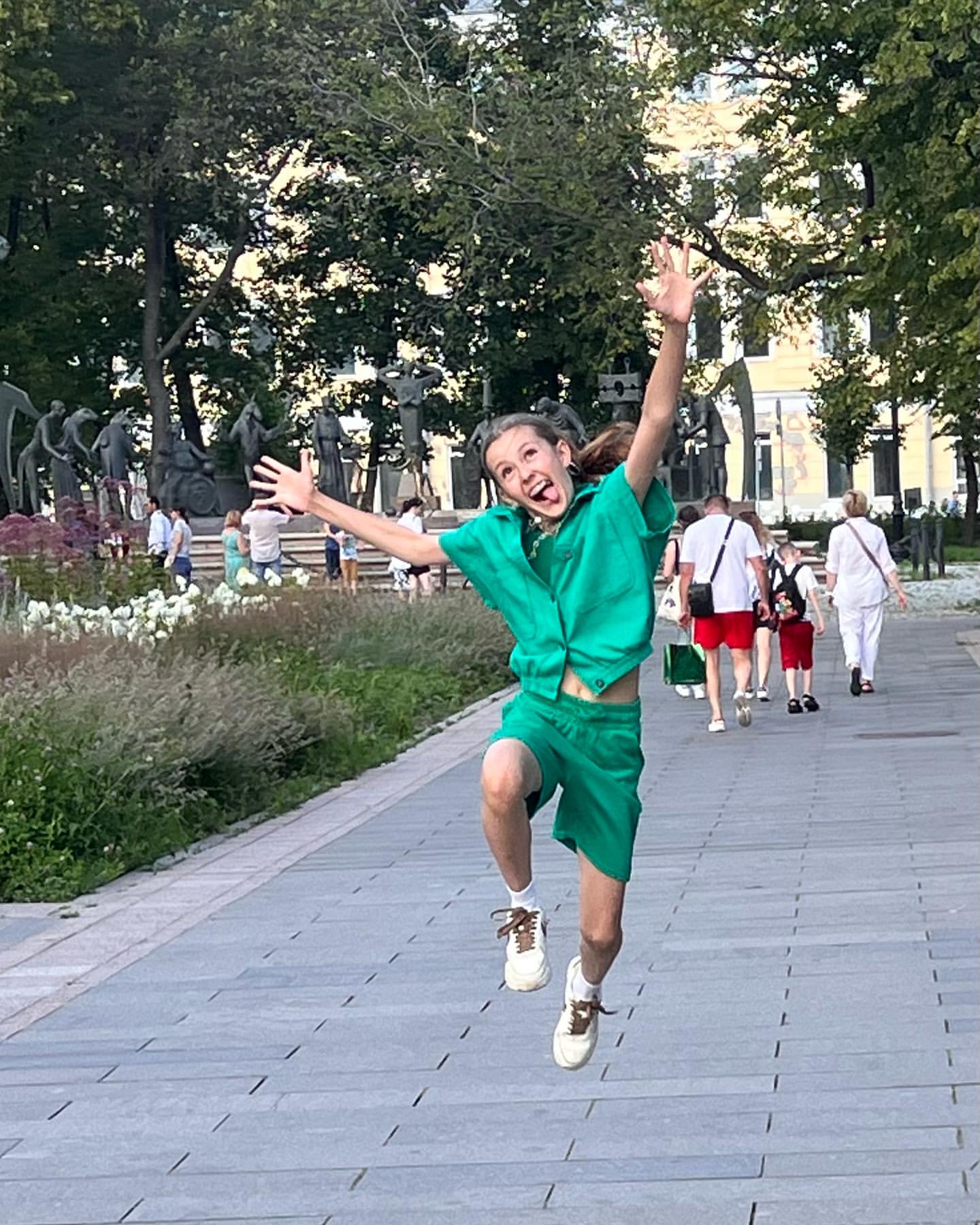 aliskis_pb в LOOKY. . Вот что происходит с...