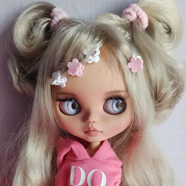 olgaperebatova в LOOKY. #barbiedoll,#barbie,#blytheshop,#blythe,#blythedoll,#blythecollectork. Девочка в стиле барб...