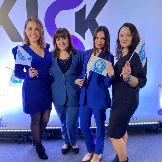 ekaterina_parfumvrn в LOOKY. #ESSENSKICKOFF2023. Моя вторая семья❤️

...