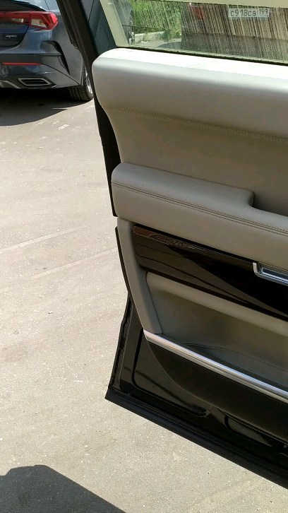 and_rey_86 в LOOKY. . RANGE ROVER 🚀