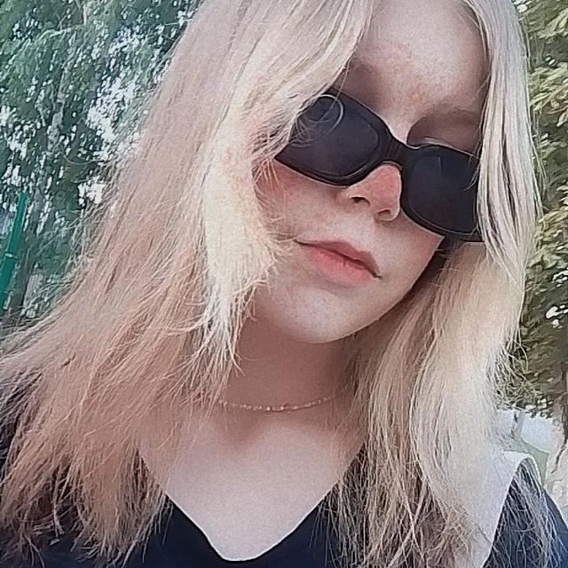 elena_ws_106 в LOOKY. . Одолжила у подружки ...