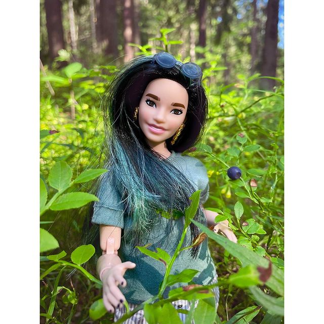 yablochki_v_karameli в LOOKY. #barbie,#barbiebmr,#barbiemania,#barbiedoll,#barbiestyle,#barbiebmr1959,#barbieloveis,#barbieyoga,#barbieyougaasha,#barbietrishel,#barbiesummer,#gingerbarbie,#barbietopmodel,#berbiatopmodel2007,#barbiefashionistas,#barbie_spb,#barbieworld,#barbiephotography,#barbiecollection,#barbiefashionistas110,#barbiecurvy. 🌲🫐🌿

Ещё немного ...