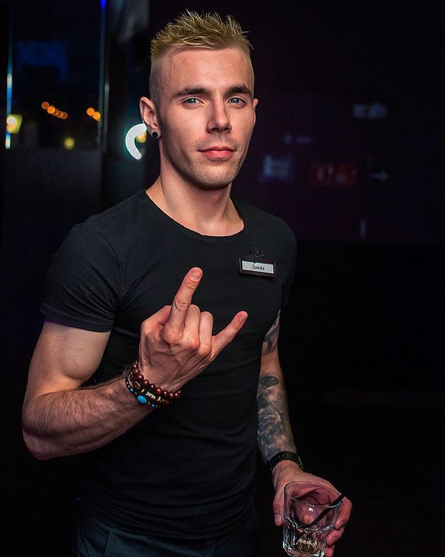 david.li.official в LOOKY. #sport,#boys,#рек,#night,#world,#city,#gymlife,#tattoo,#beautiful,#love,#summer,#рекомендации,#music,#amazing,#travellife✈,#madness,#workout,#good_luck. Красивая душа ценнее...