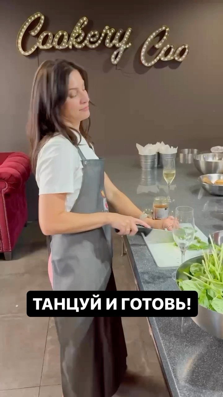 jaklinoleynik в LOOKY. #танцуй#танцуйиготовь#жаклинолейник#выступления#публичныевыступления#голос#речь. 👌Несколько фактов о...