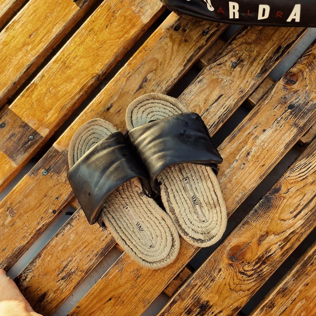 chrissmarble в LOOKY — лодка, их было двое 👣