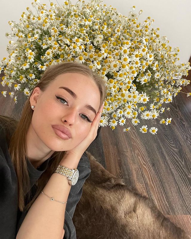 vadumova в LOOKY. . null