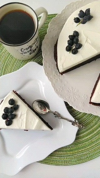 yasheritsa_ya в LOOKY. #рецепты,#рецепты_от_yasheritsi,#простыерецептынакаждыйдень,#простойрецепт,#правильноепитание,#праздничныерецепты,#домашнийкондитер,#романтическийужин,#за5минут,#праздничныйужин,#шоколадныйпирог,#простыерецептыпп,#правильноепитание,#худеемвкусно,#вкусноикрасиво,#безмайонеза,#готовимбыстроивкусно,#готовимсдетьми,#вкуснокакумамы,#семейныерецепты,#гостинапороге. ЛЁГКИЙ ШОКОЛАДНЫЙ ТО...