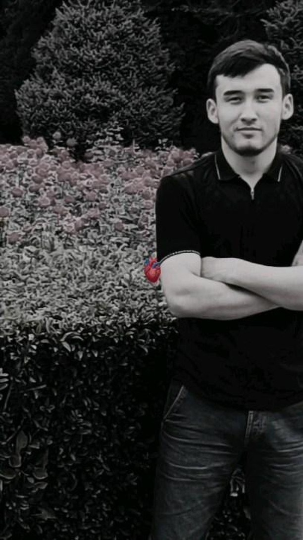 d_.diyorbek в LOOKY. . null