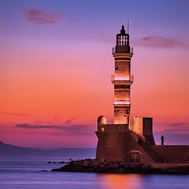 _sunsetify_ в LOOKY. #nature,#travel,#photography,#sunset,#photooftheday,#beautiful,#love,#landscape,#clouds,#naturephotography,#instagood,#summer,#sun,#picoftheday,#travelphotography,#beach,#ocean,#photo,#adventure,#wanderlust,#landscapephotography,#art,#travelgram,#explore,#california,#vacation,#instagram,#usa,#sunsets. Standing tall, illum...