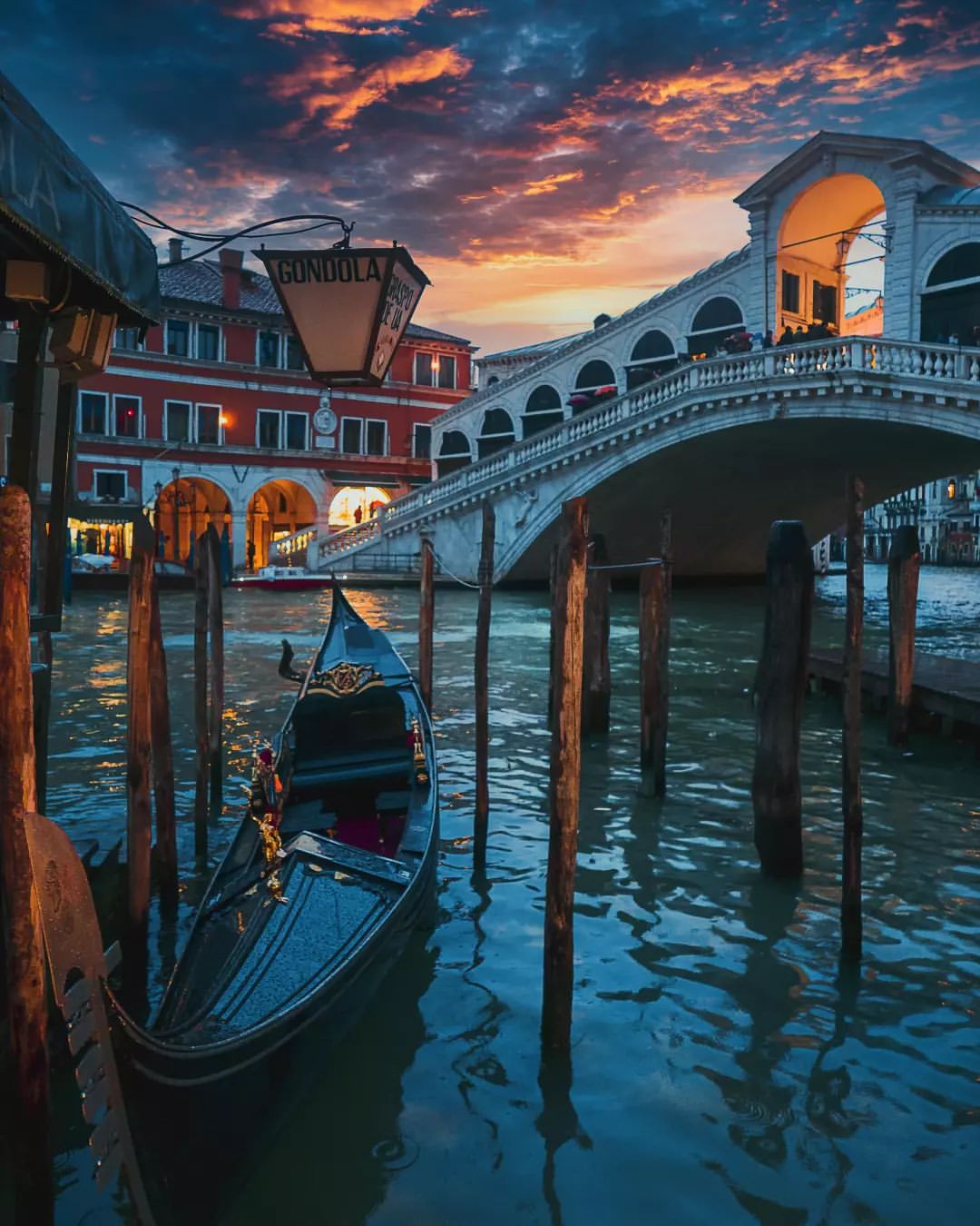 _sunsetify_ in LOOKY. #VeniceVibes,#CanalCruise,#GondolaExperience,#BridgeBeauty,#VenetianCharm,#WaterwayWanderlust,#imagetocaptionai. Exploring the enchan...
