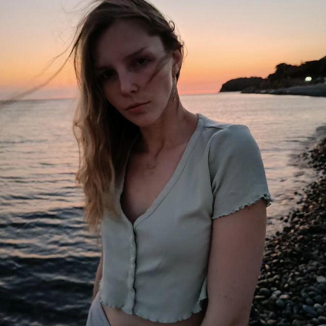 ann_v_bkv в LOOKY. . Кажется щеки сдуло