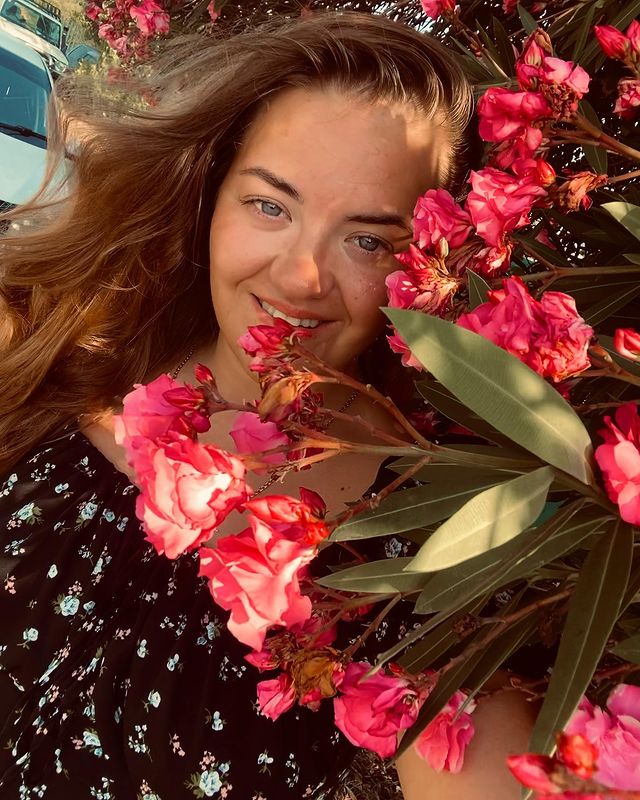 vivilyai в LOOKY. . 🌺