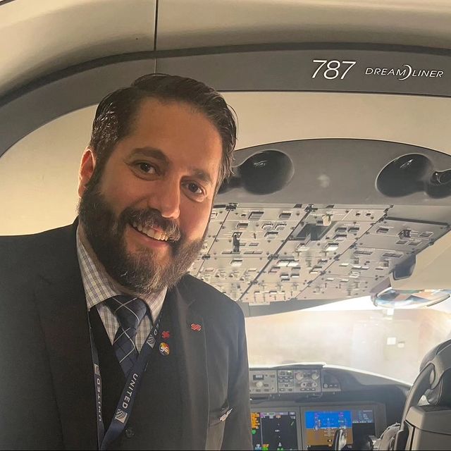 Paulo Silva в LOOKY. . EWR 🇺🇲 to 🇮🇱TLV
...