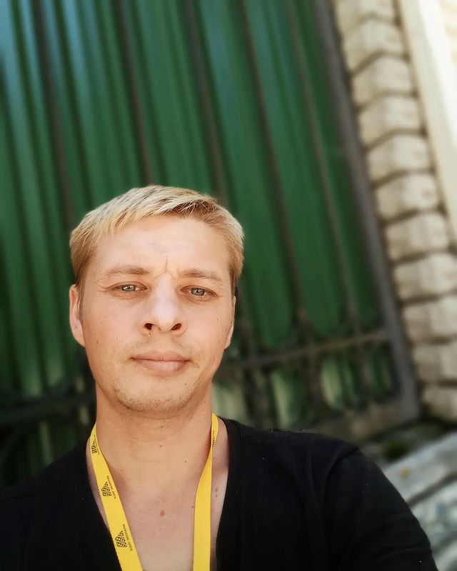 mgj16 в LOOKY. . null