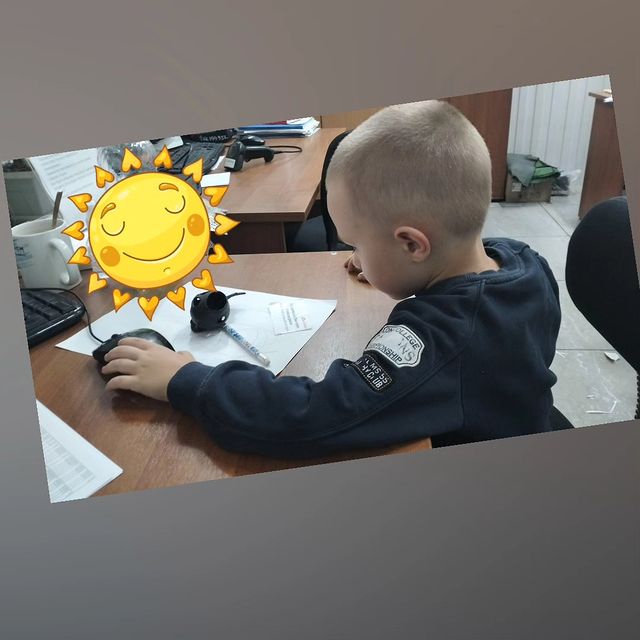 tabarintsevaviktoriia в LOOKY. . Сыночек помогает мам...