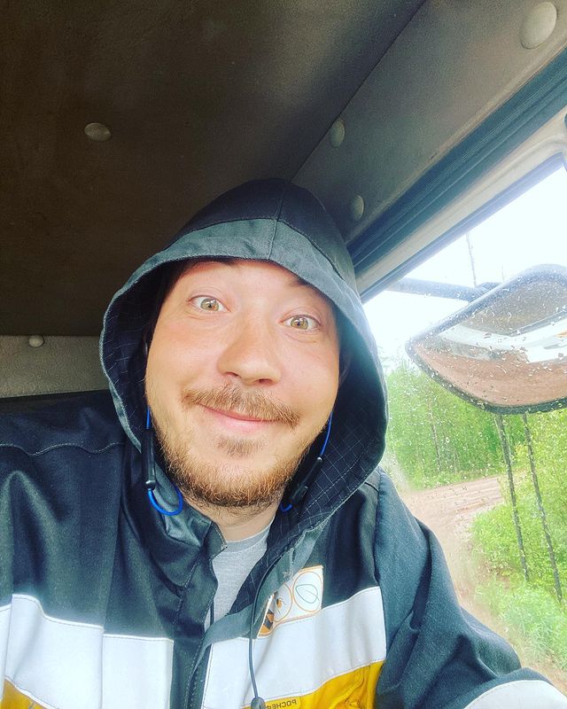 mad_max62594 в LOOKY. . Рабочие моменты 🤭