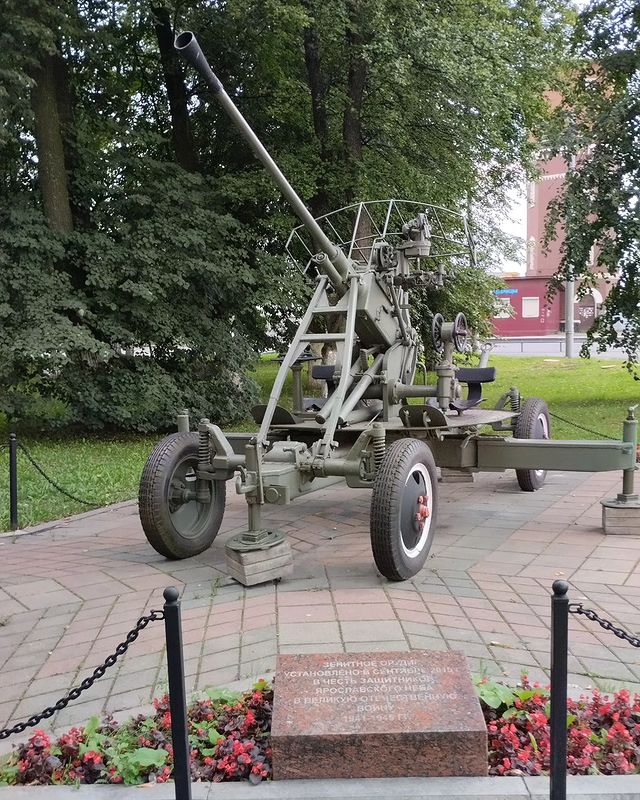 starcom1987 в LOOKY. #ярославль,#ярославскаяобласть,#россия,#великаяотечественнаявойна,#золотоекольцороссии,#ржд,#регион76. Ярославль, Зенитное ...