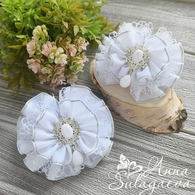sulart.ru в LOOKY. #банткина1сентября,#бантыдляпервокласницы,#бантикившколу,#бантикинапервоесентября,#белыебантывшколу,#белыебантикившколу,#школьныебантики,#белыебантики,#резиночкидляволос,#бантикидлядевочки,#бантыизткани,#бантикииздекоративнойленты,#школа_AnnaSul. Новиночка! пока в на...