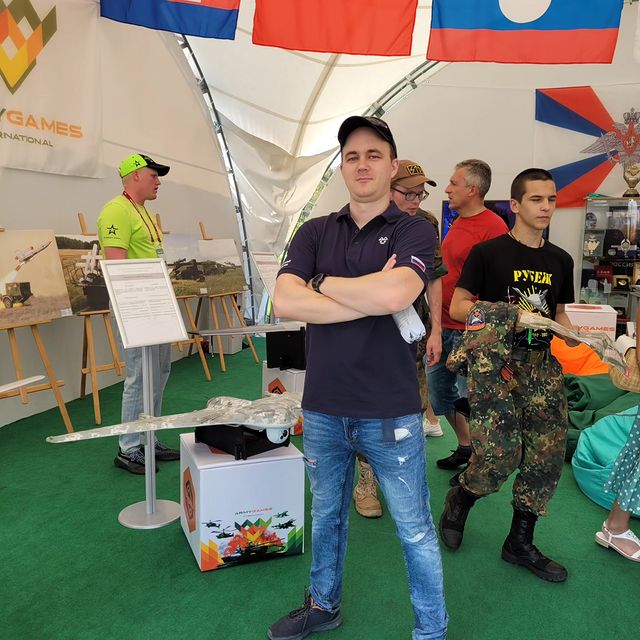 vitaly_pronin в LOOKY. . null