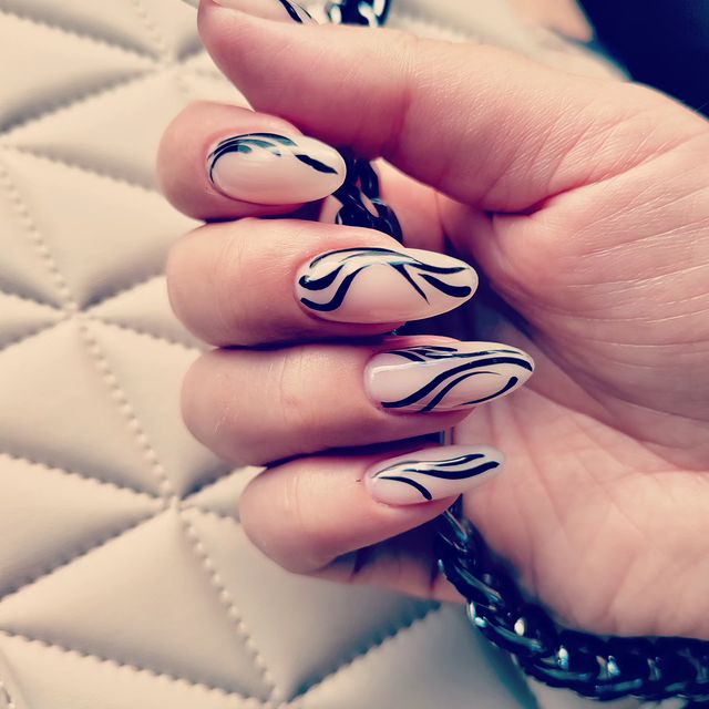 nastya_leonik в LOOKY. #ногтигельлак,#маникюр,#ногтилида,#мастерманикюра,#лидабеларусь❤️,#маникюрвлиде. 💅 
#ногтигельлак #м...