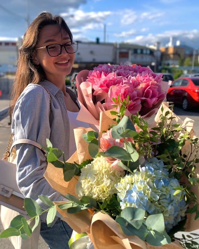 travelagent_evgenia в LOOKY. #умоегокумираестьмашина,#учительанглийского,#улыбайся,#зеленыеглаза,#самаясамая,#семьяильдусовны,#лучшая,#обожаю❤️,#цветыподарили. Алиюша,такая красива...