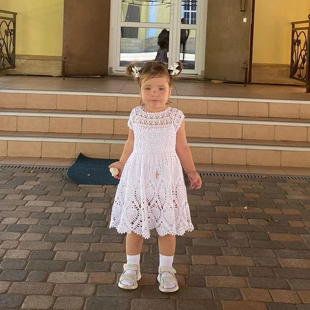 handmade_by_tm в LOOKY. #платьенакрестины,#ручнаяработа,#бантикиизбархата,#бантикиСтаврополь,#handmade_by_tm. Как хорошо, когда у ...