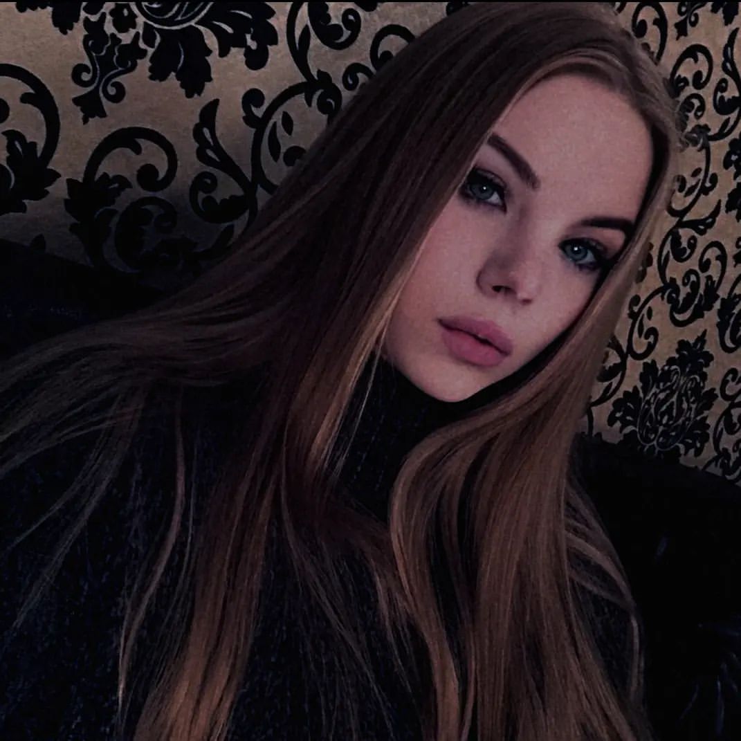 mademoiselle.yt в LOOKY. . null