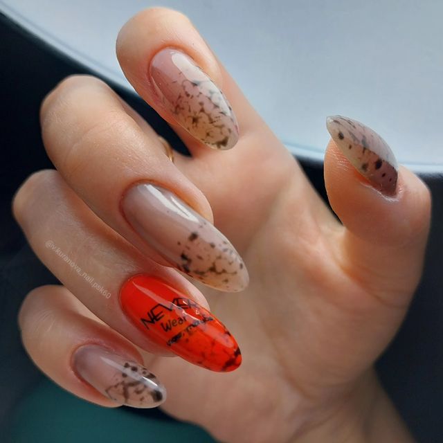 v.kuranova_nail.psk60 в LOOKY. #маникюрпсков,#нельзяперенашивать,#ноязаработалась,#полётфантазиинезанимать,#своинедоверюникому,#моидлинныенохти,#обожаю,#доминоакваполис,#приходиотращивать. Вот и моим ноготочка...
