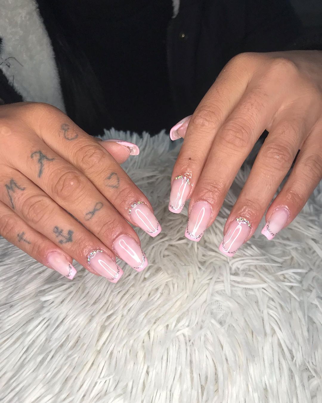 raquelbrazdesignerdeunhas in LOOKY. . Ontem encerramos a p...