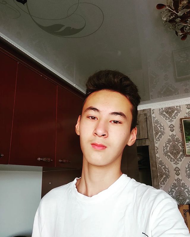 bekarsurinbaev в LOOKY. . крашпынго 😎😂