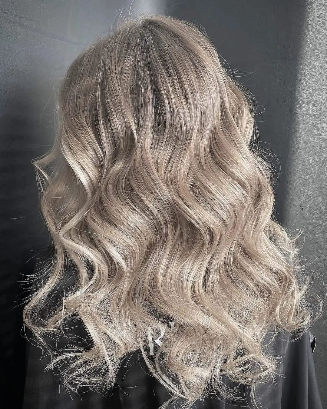 color.studio.48 в LOOKY — Как правильно выбрать оттенок для своего типа внешности?🤩

