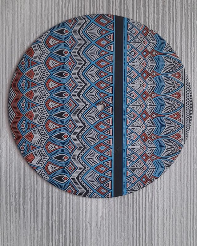 elf_craftmaster в LOOKY. #art,#acrylic,#lace,#vinyl,#blue,#orange,#white,#drawing,#graphic,#design,#decor,#gift,#craft,#handmade,#кружево,#рисование,#винил,#пластинка,#голубой,#оранжевый,#белый,#графика,#дизайн,#подарок,#ручнаяработа,#роспись,#крафт
Вы. #art #acrylic #lace ...