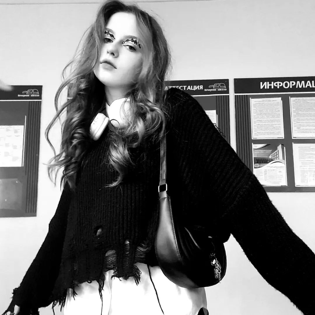 _sad_rabbit_ в LOOKY — Первый раз в первый класс
