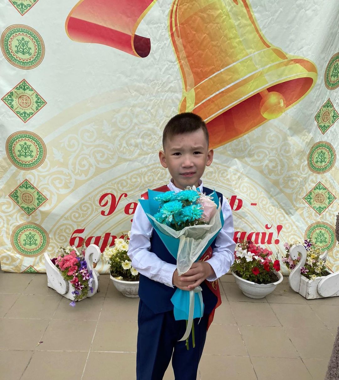 Наш любимый внук- первоклашка😍🥰Пусть у тебя все всегда получается легко и просто ✏️📚📖Пусть всегда сопутствует Успех и Удача😎🎯❤️😘😘😘