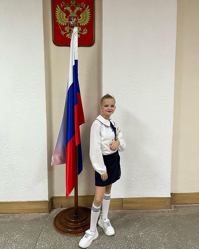 nastena_urosova в LOOKY. . 1 сентября 2023 📚 5...