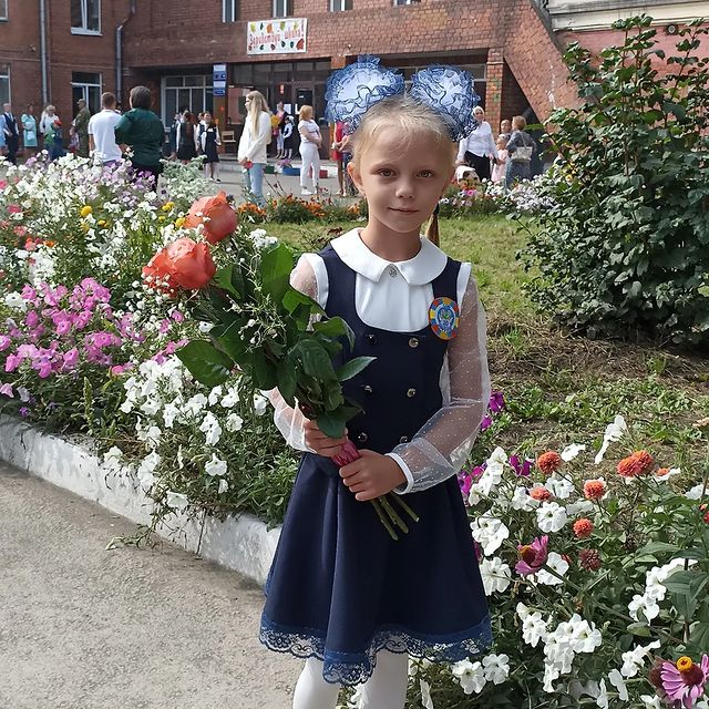 zhannamustakaeva в LOOKY. #Первыйразвпервыйкласс,#СОШ10иркутск,#01092023,#МоёлюбимоесолнышкоКатюшка,#Любимки😍. #Первыйразвпервыйкла...