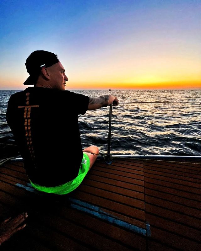 i.am.denispopov в LOOKY. . null