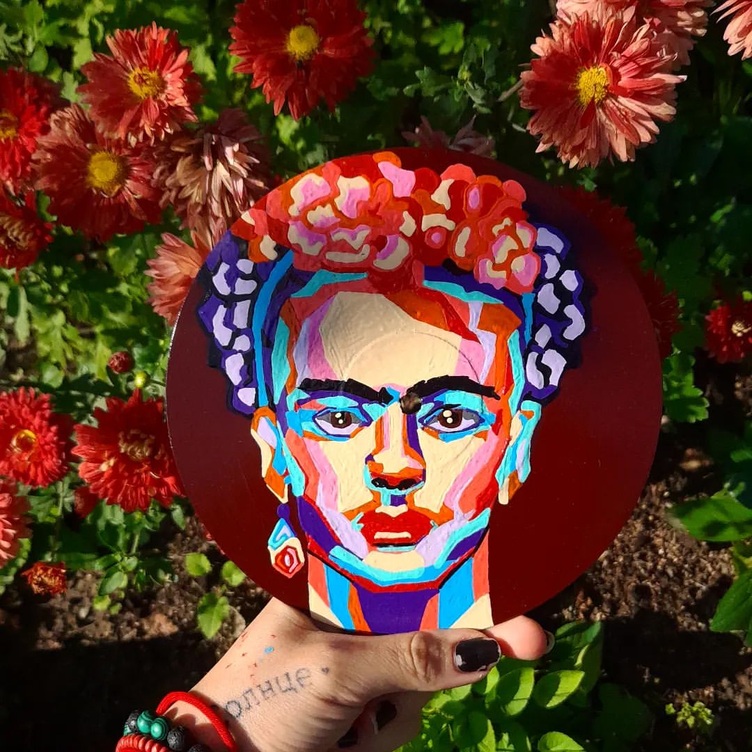 elf_craftmaster in LOOKY. #fridakahlo,#painter,#acrylicpainting,#acrylics,#painting,#drawing,#art,#popart,#popartstyle,#flowers,#vinyl,#handmade,#decor,#design,#gift,#beautiful,#craft
#фрида,#художник,#попарт,#рисование,#акрил,#винил,#пластинка,#подарок,#цветы,#дизайн,#декор,#купить. 📢ЭТУ И ЕЩЁ ЧЕТЫРЕ П...