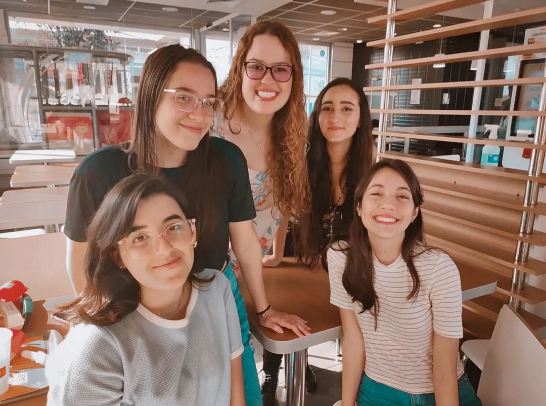 Tardezinha com as garotas ❤️