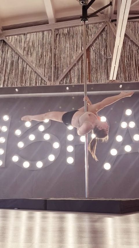 kapitansilver_ в LOOKY. #poledance,#polesport. #poledance #polespor...